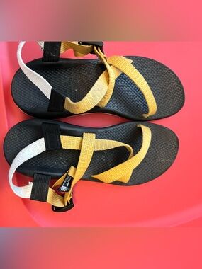 Chaco sandals women 11
